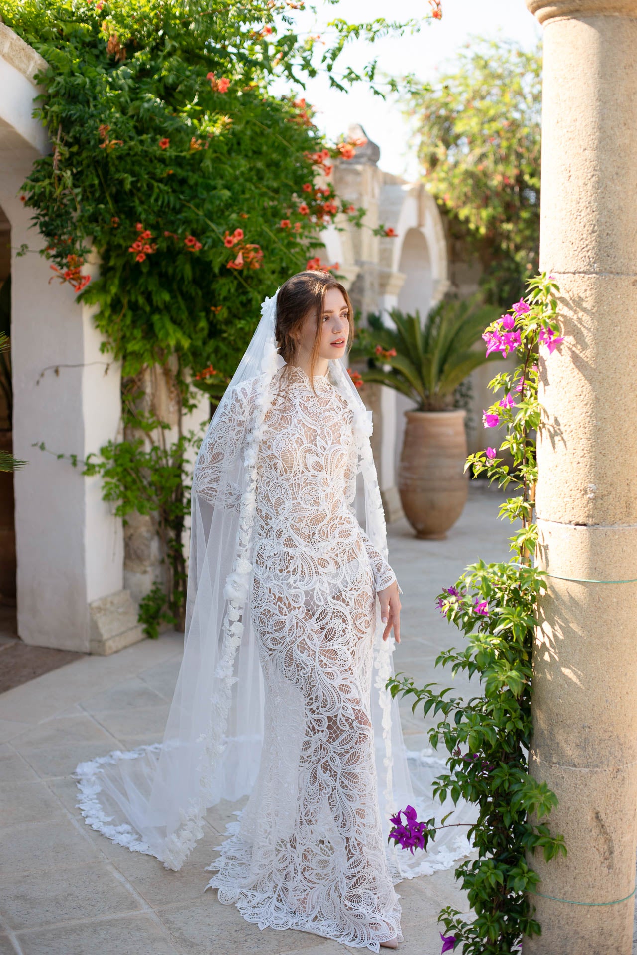 Milos Gown