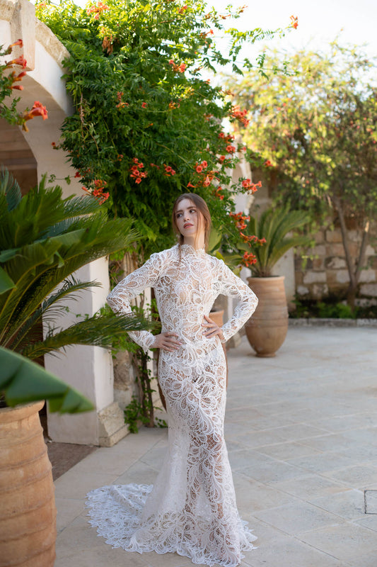 Milos Gown