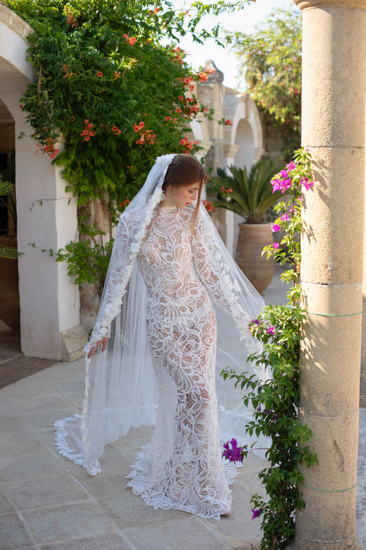 Milos Gown