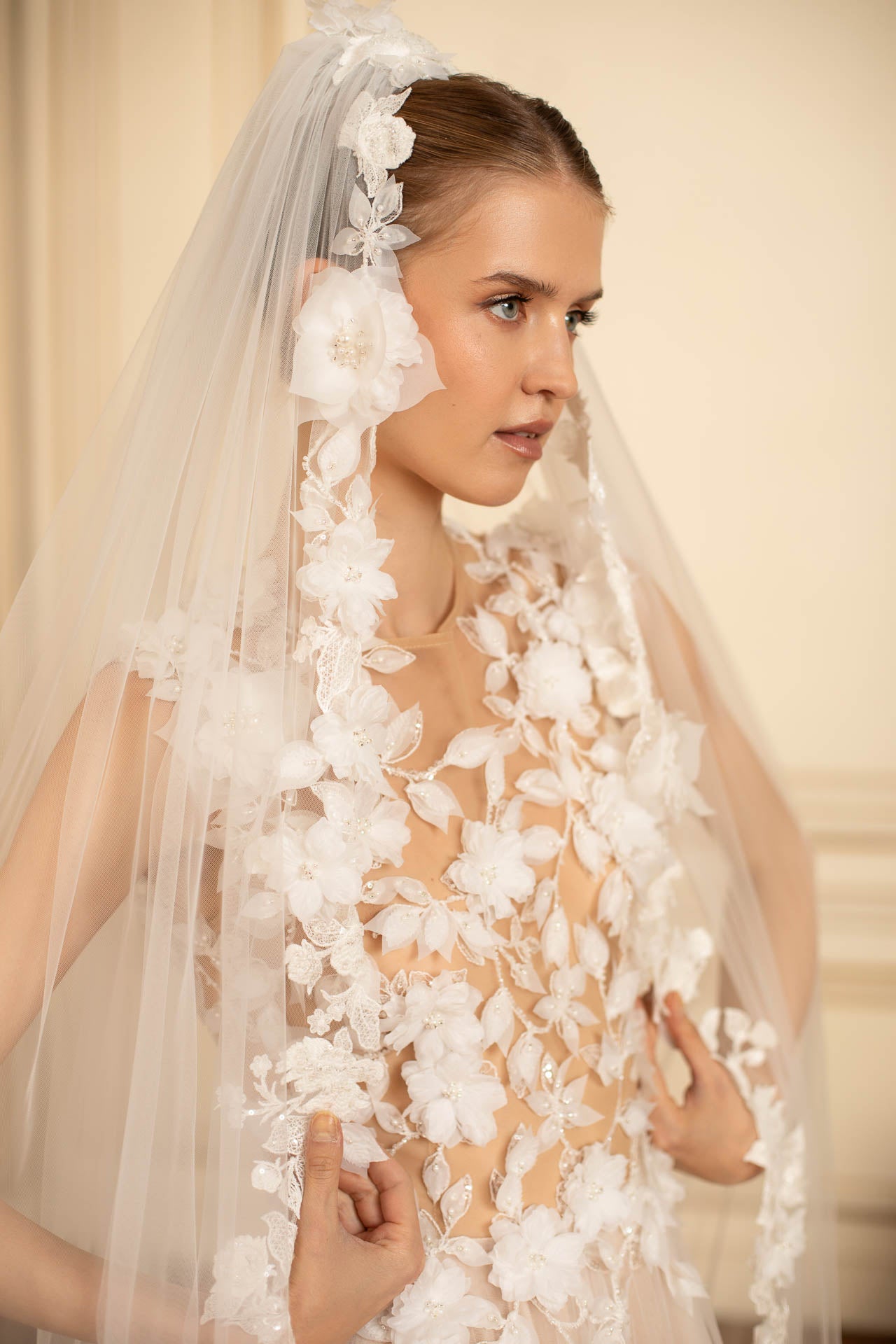 Blooming Grace Veil